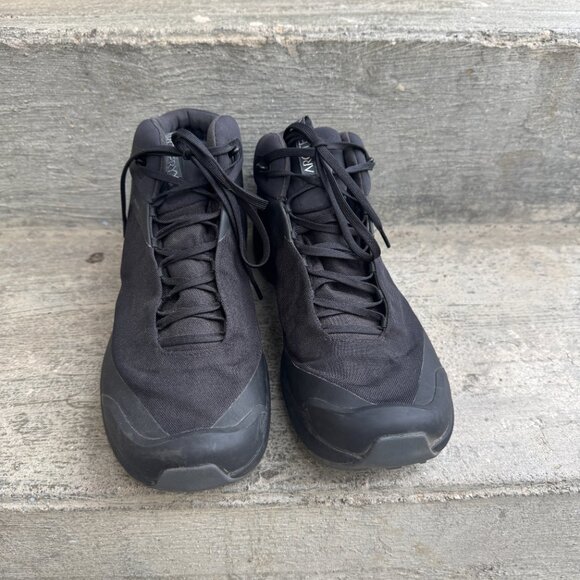 Arc'teryx Aerios FL Mid GTX Men's Size 9.5 - Like New - Picture 2 of 6